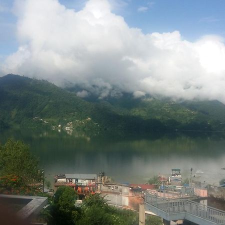 Hotel Bhadrakali Pokhara Inn Exterior photo