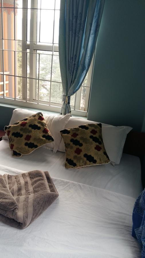 Hotel Bhadrakali Pokhara Inn Exterior photo