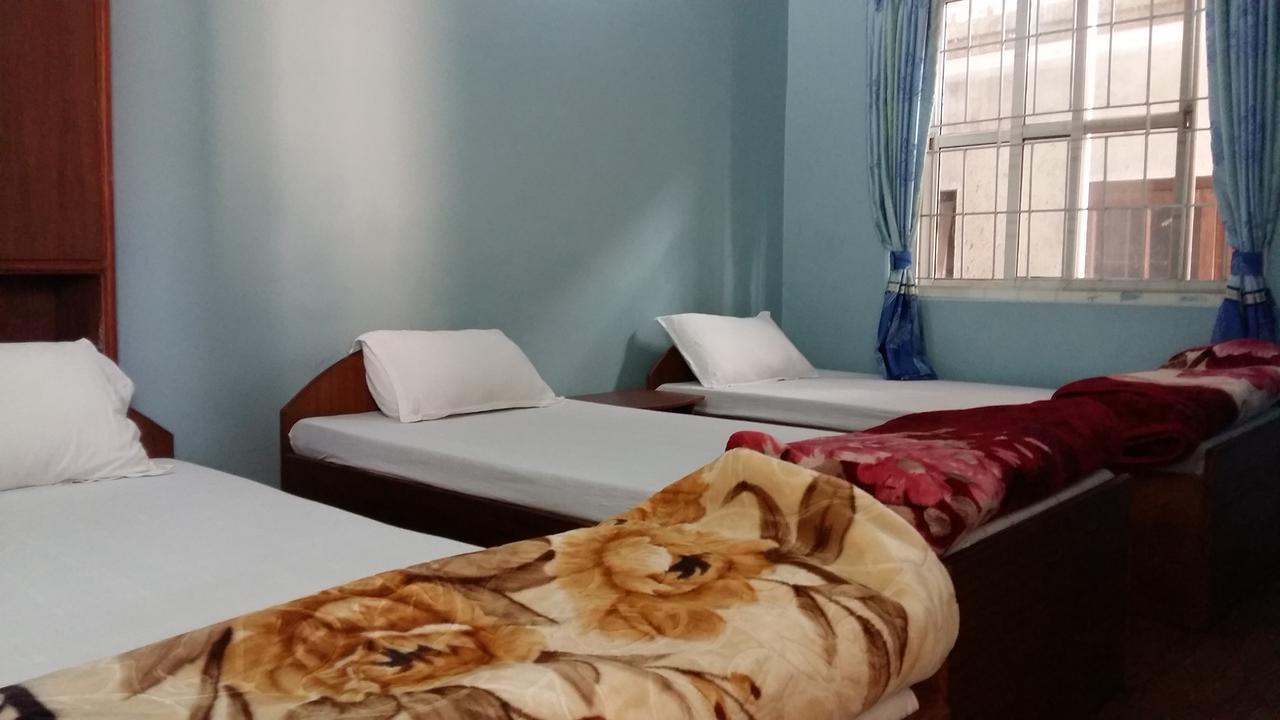 Hotel Bhadrakali Pokhara Inn Exterior photo