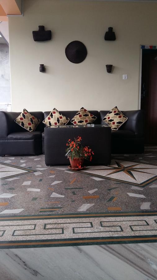 Hotel Bhadrakali Pokhara Inn Exterior photo
